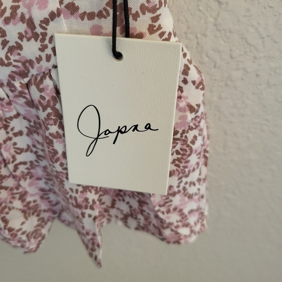 Japna Pink Camisol Type Top with Adjustable Straps Women's Size Medium - Picture 7 of 7